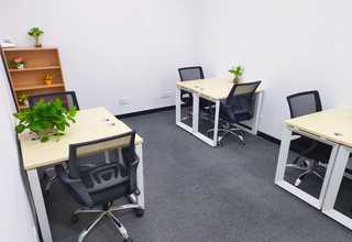 塑料模特衣架需要吗